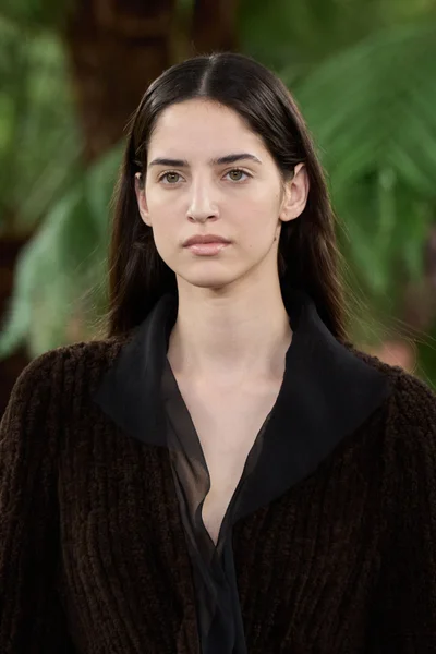 Look 151
